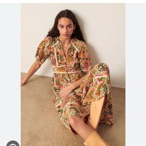 Floral V-Neck Midi Dress in Multicolor